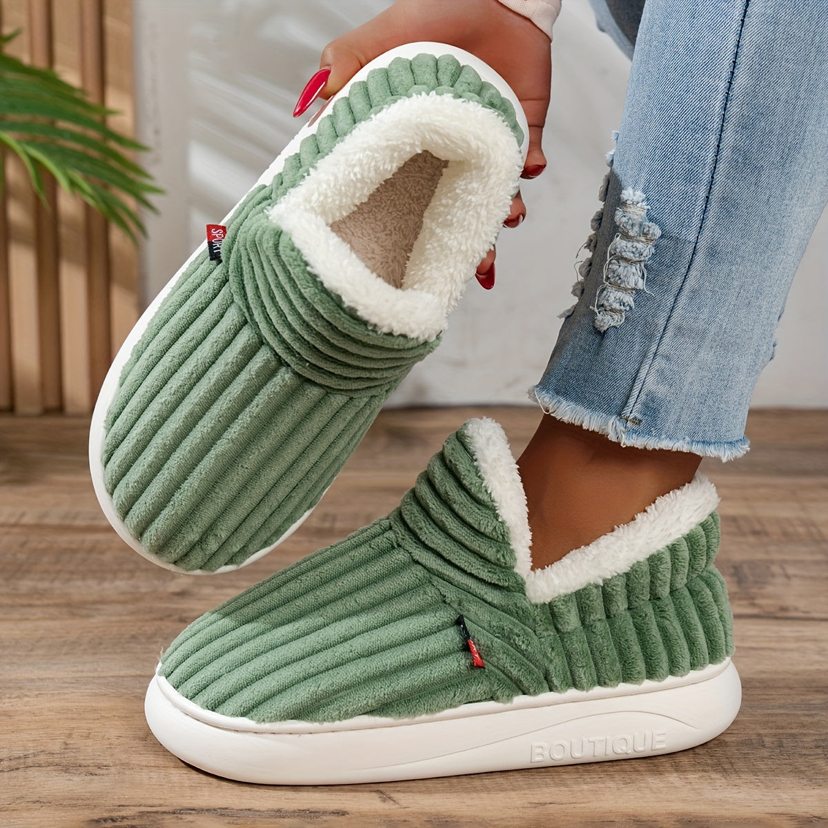 NINA | Warme Huisschoenen voor Direct Comfort en Ontspannen Gezelligheid