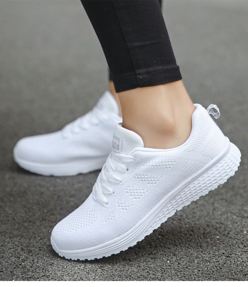 LIVYA | Ergonomische Sneakers Lichtgewicht & Stabiele Grip