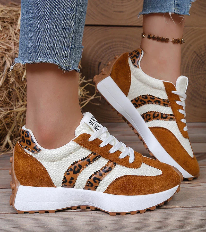 Élina™ | Ergonomische Sneakers met Verhoogd Comfort en Tijdloze Stijl