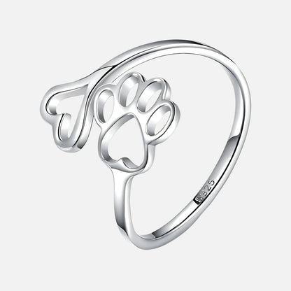 Ambachtelijke ring met poot en hart